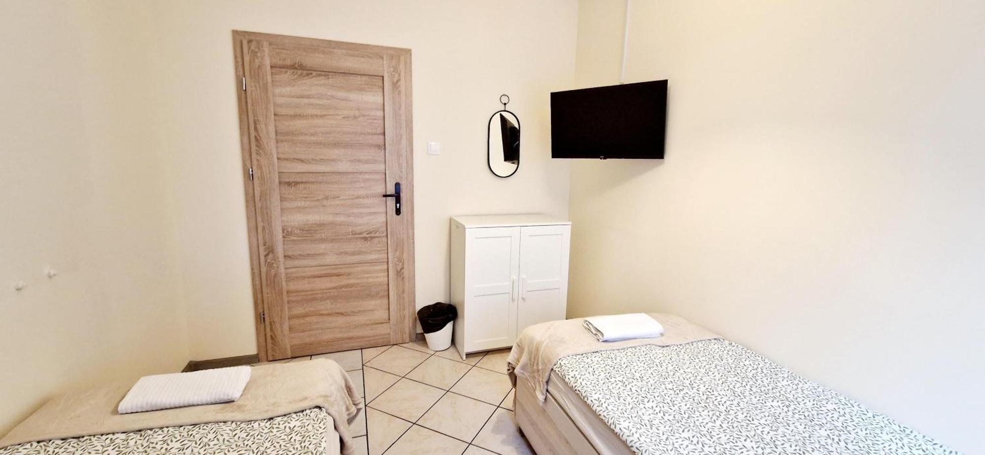 Hostel Milicka Вроцлав Экстерьер фото