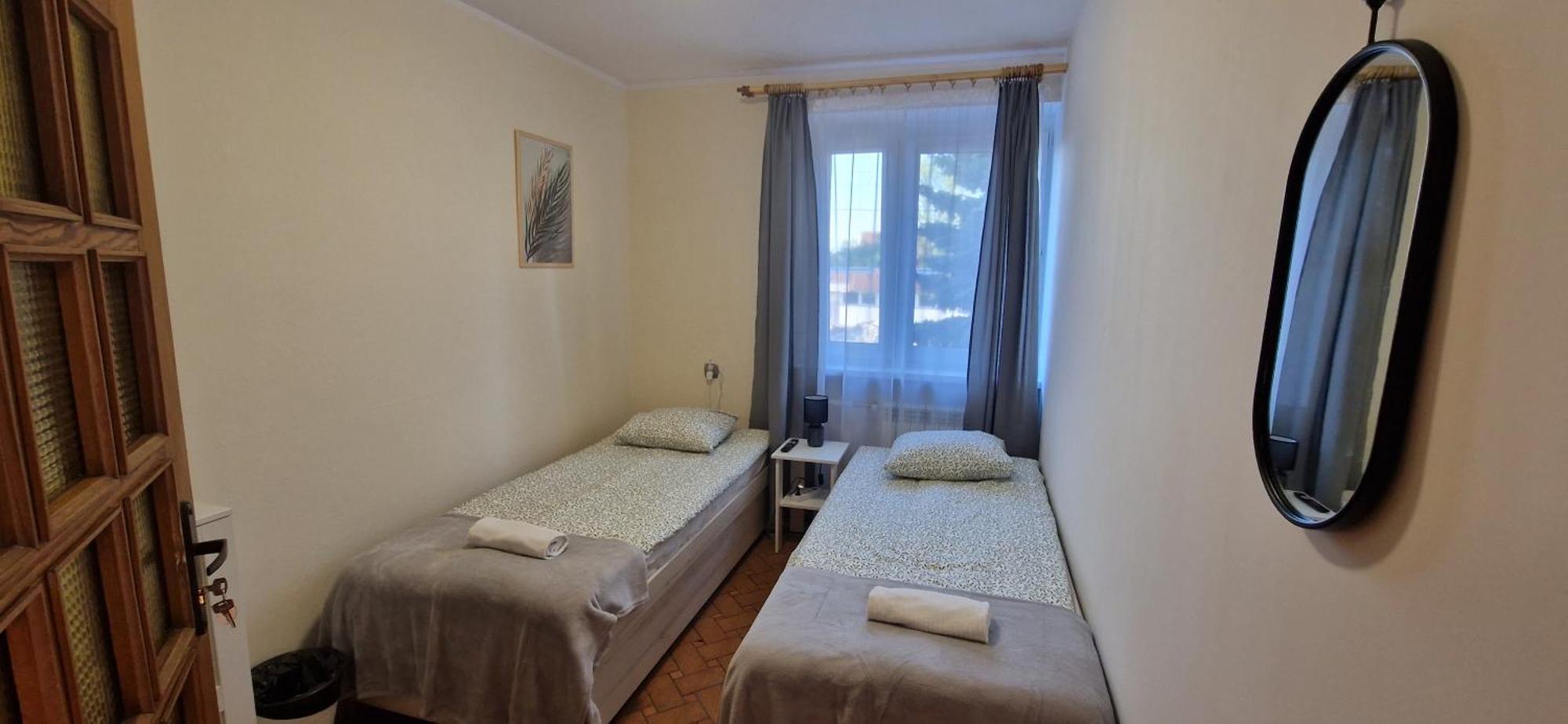 Hostel Milicka Вроцлав Номер фото